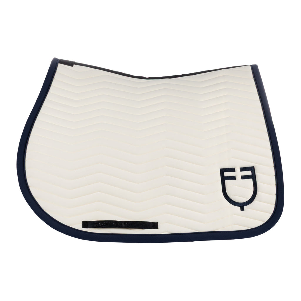 Wave Quilting jumping saddle pad in technical fabric