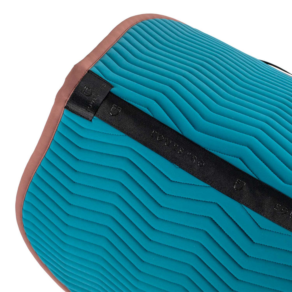 Wave Quilting jumping saddle pad in technical fabric