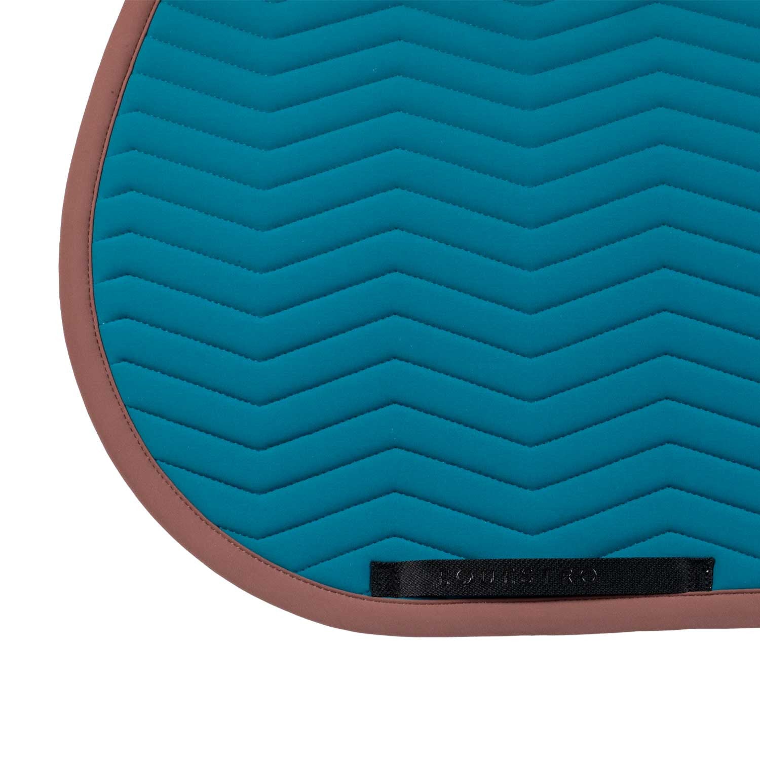 Wave Quilting jumping saddle pad in technical fabric