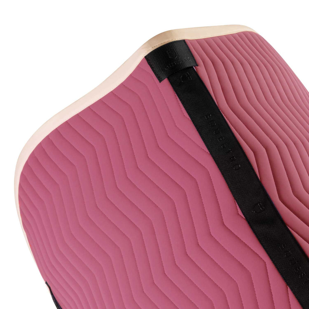 Wave Quilting jumping saddle pad in technical fabric