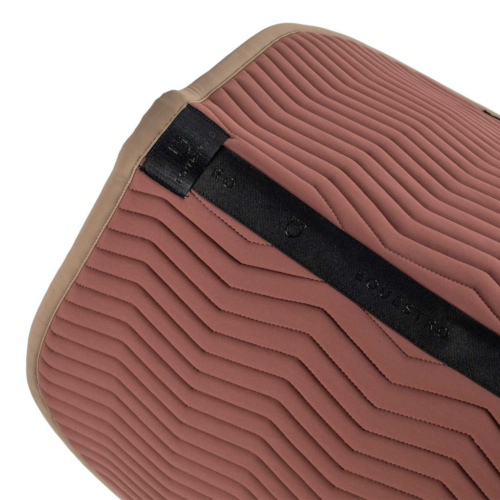 Wave Quilting jumping saddle pad in technical fabric