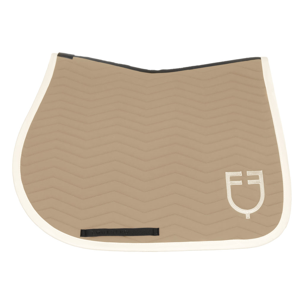 Wave Quilting jumping saddle pad in technical fabric