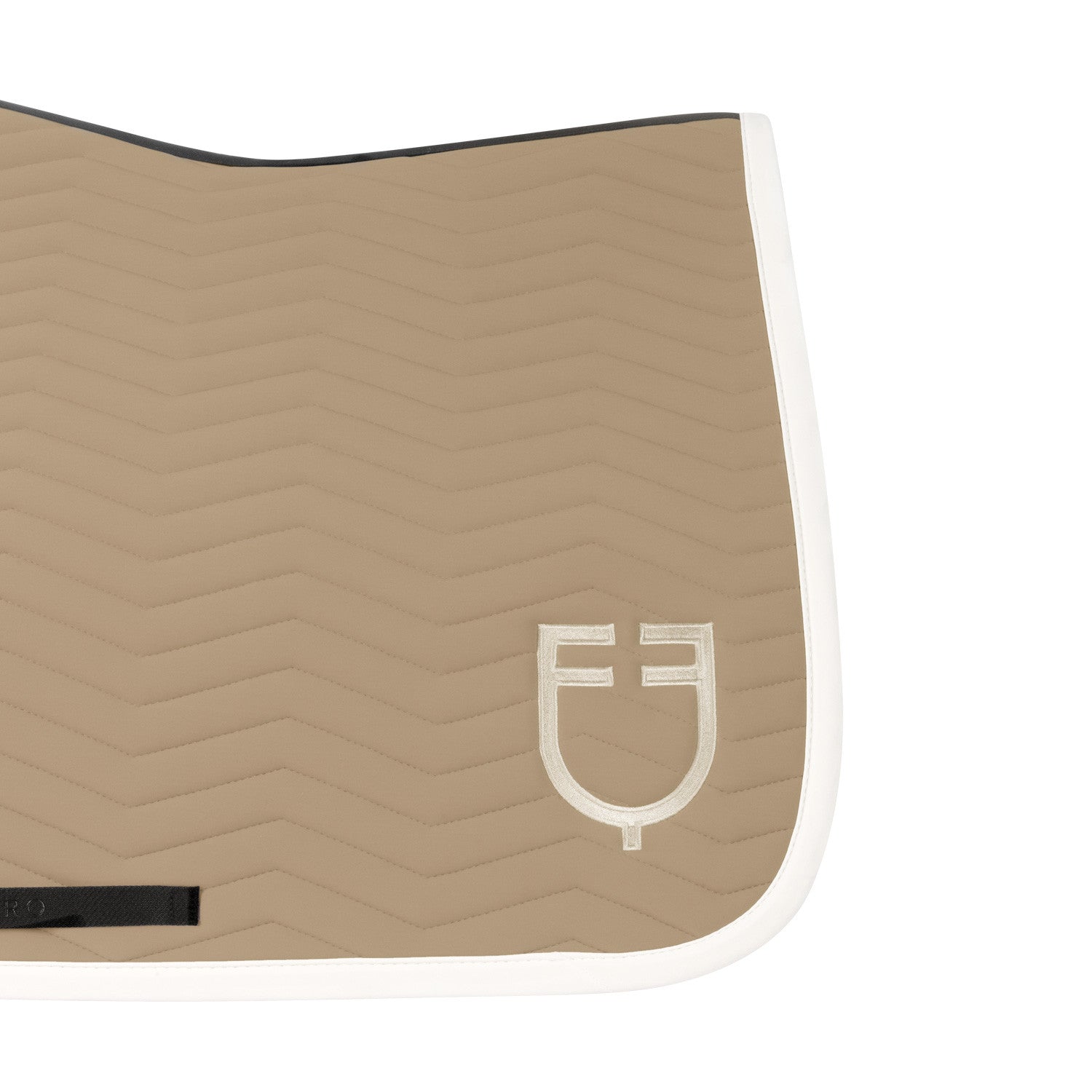 Wave Quilting jumping saddle pad in technical fabric