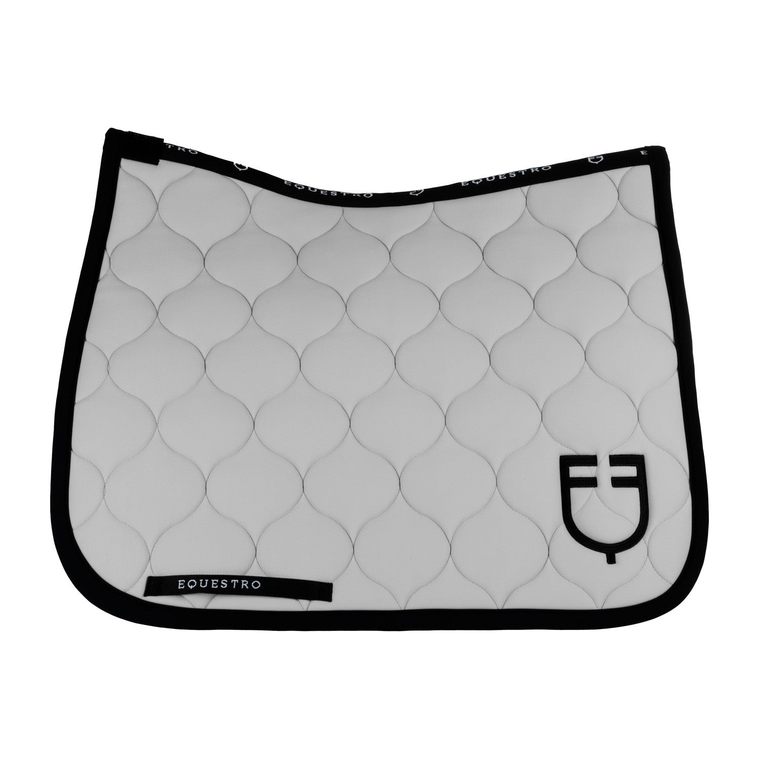 Dressage saddle pad with onion quilting