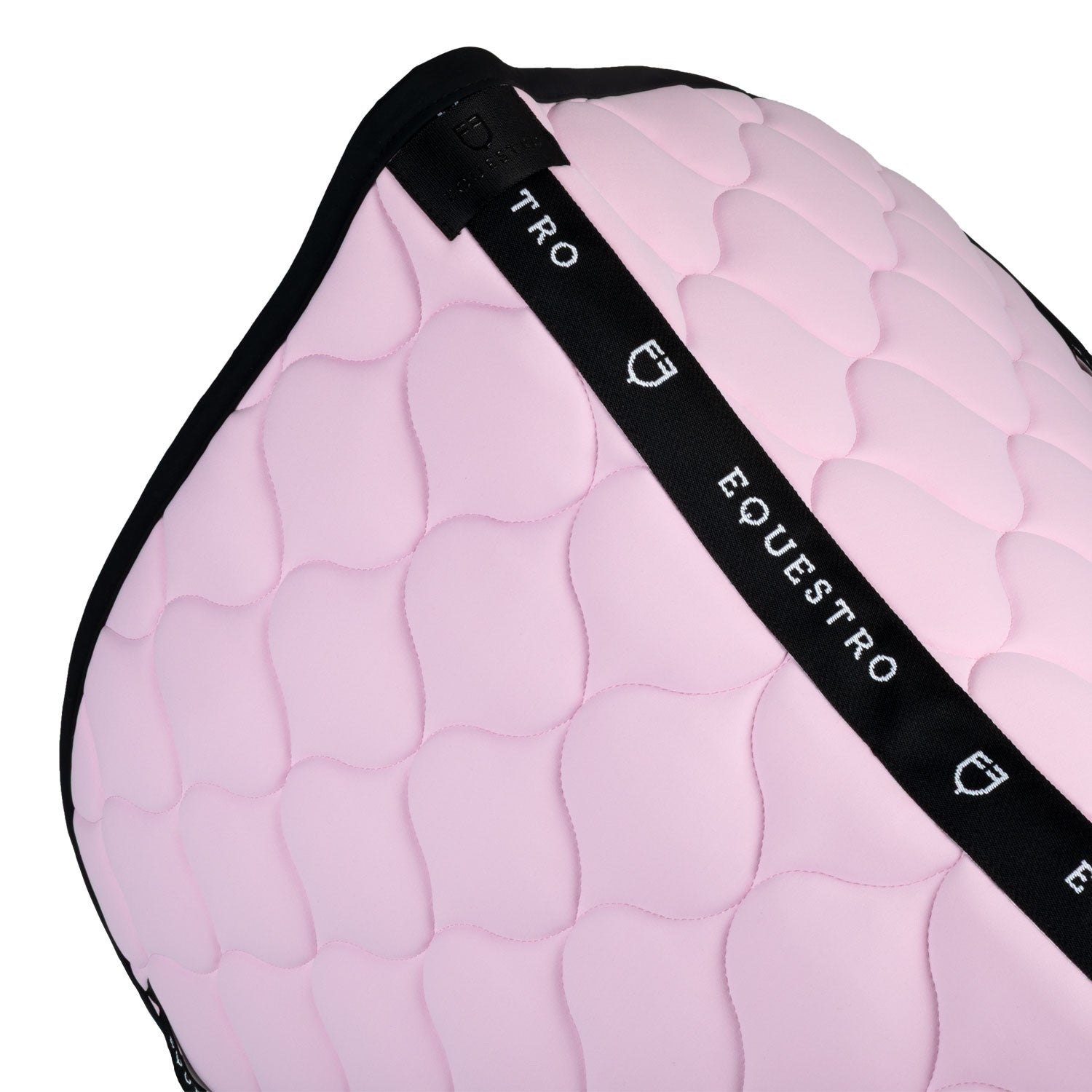 Dressage saddle pad with onion quilting
