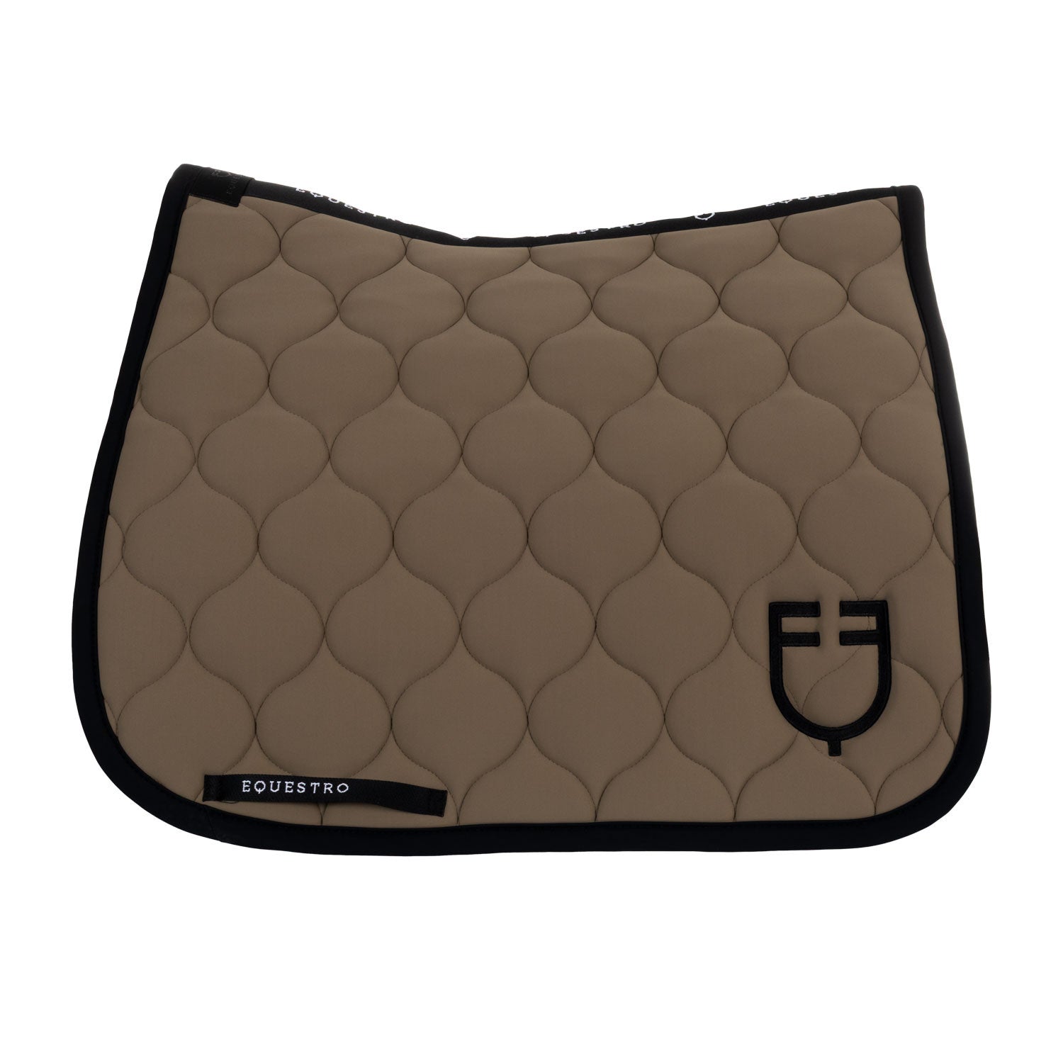 Dressage saddle pad with onion quilting