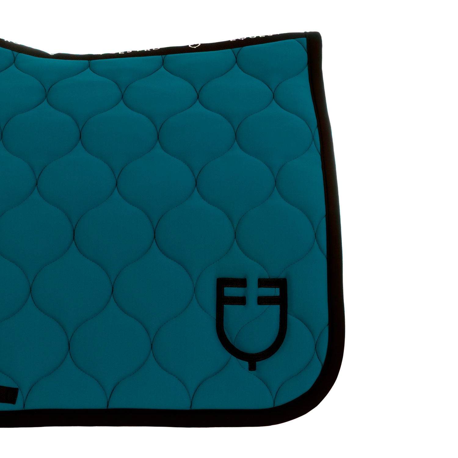 Dressage saddle pad with onion quilting