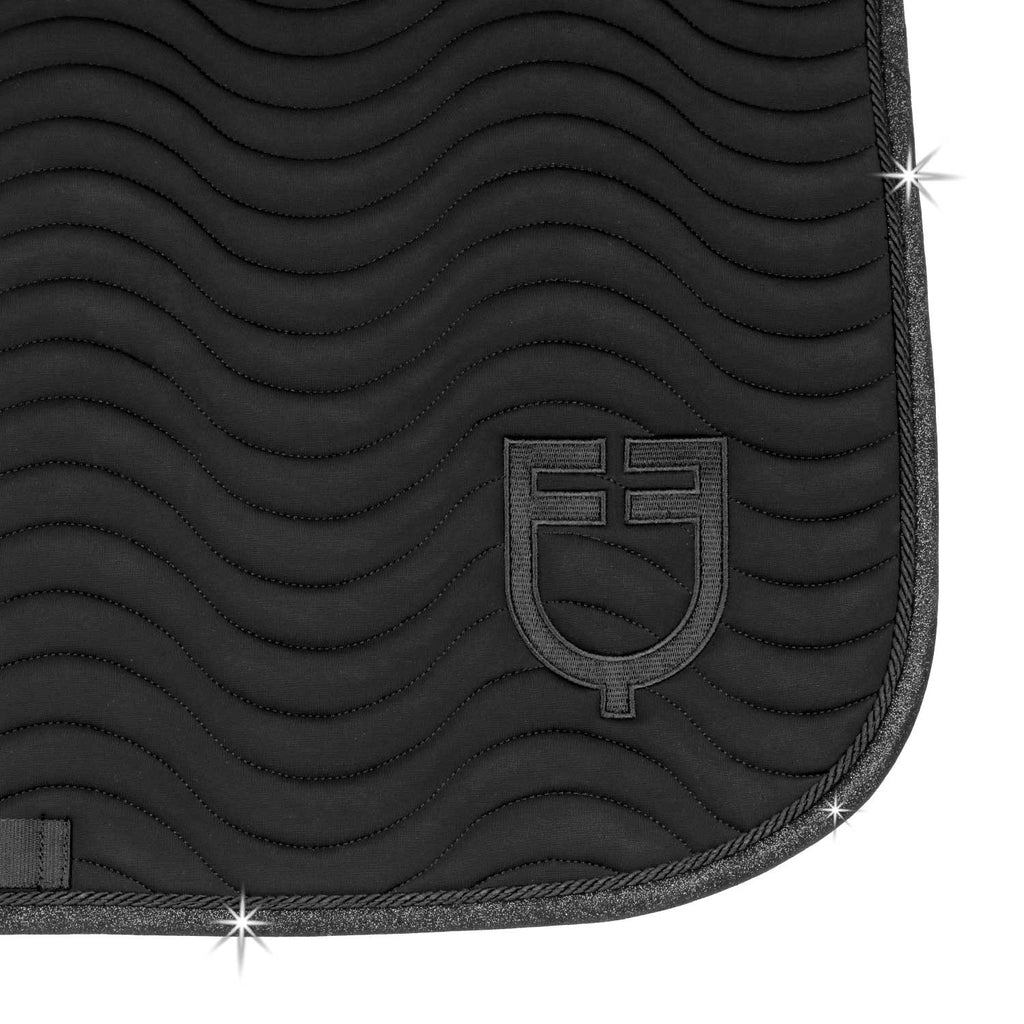 Universe Wave dressage saddle pad