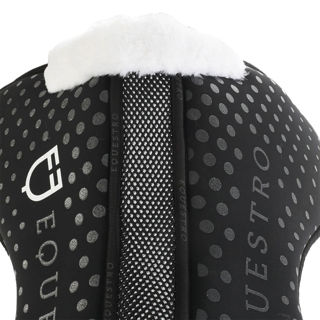 Breathable ecowool pad with grip