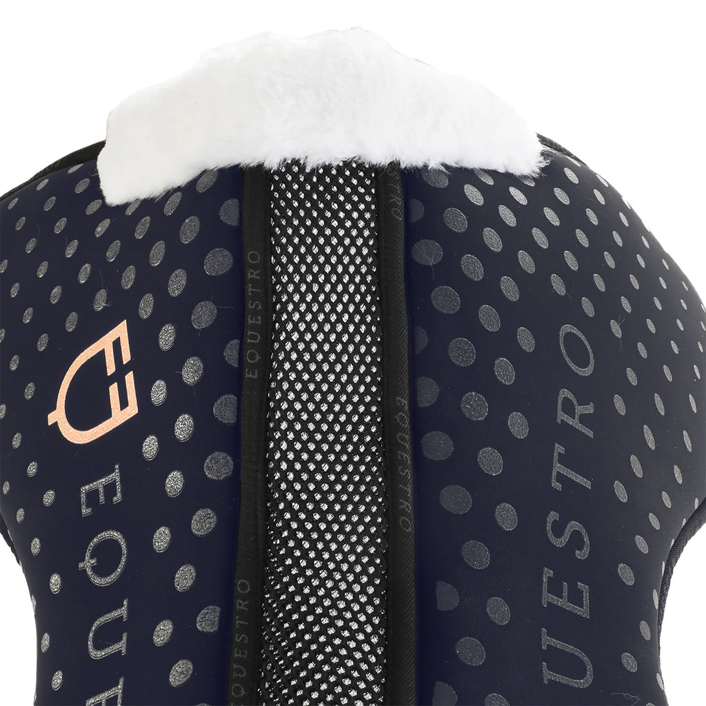 Breathable ecowool pad with grip