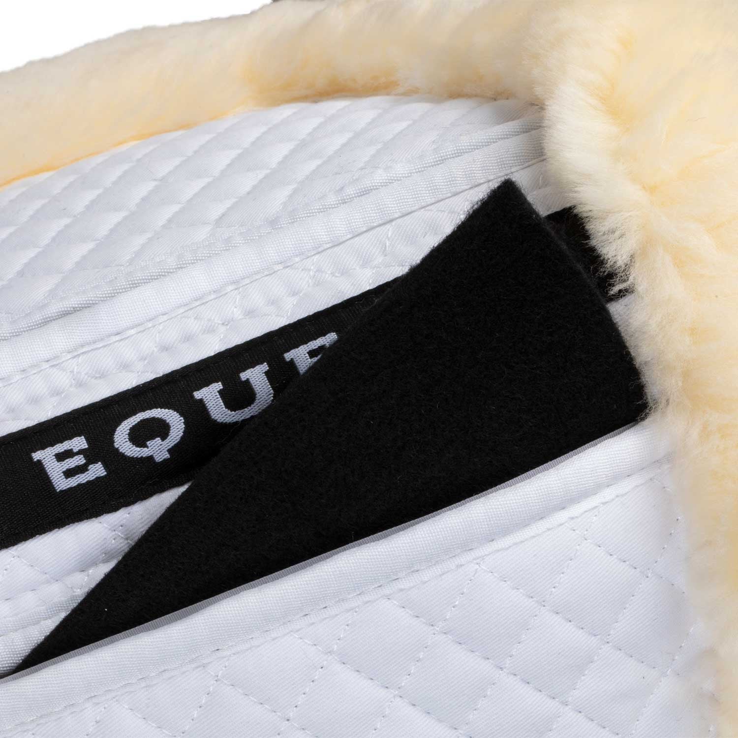 Cotton pad with pockets and sheepskin