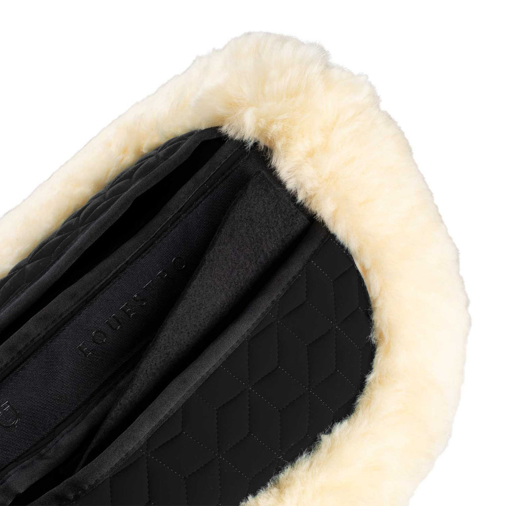 Elastane pad with pockets and sheepskin lining