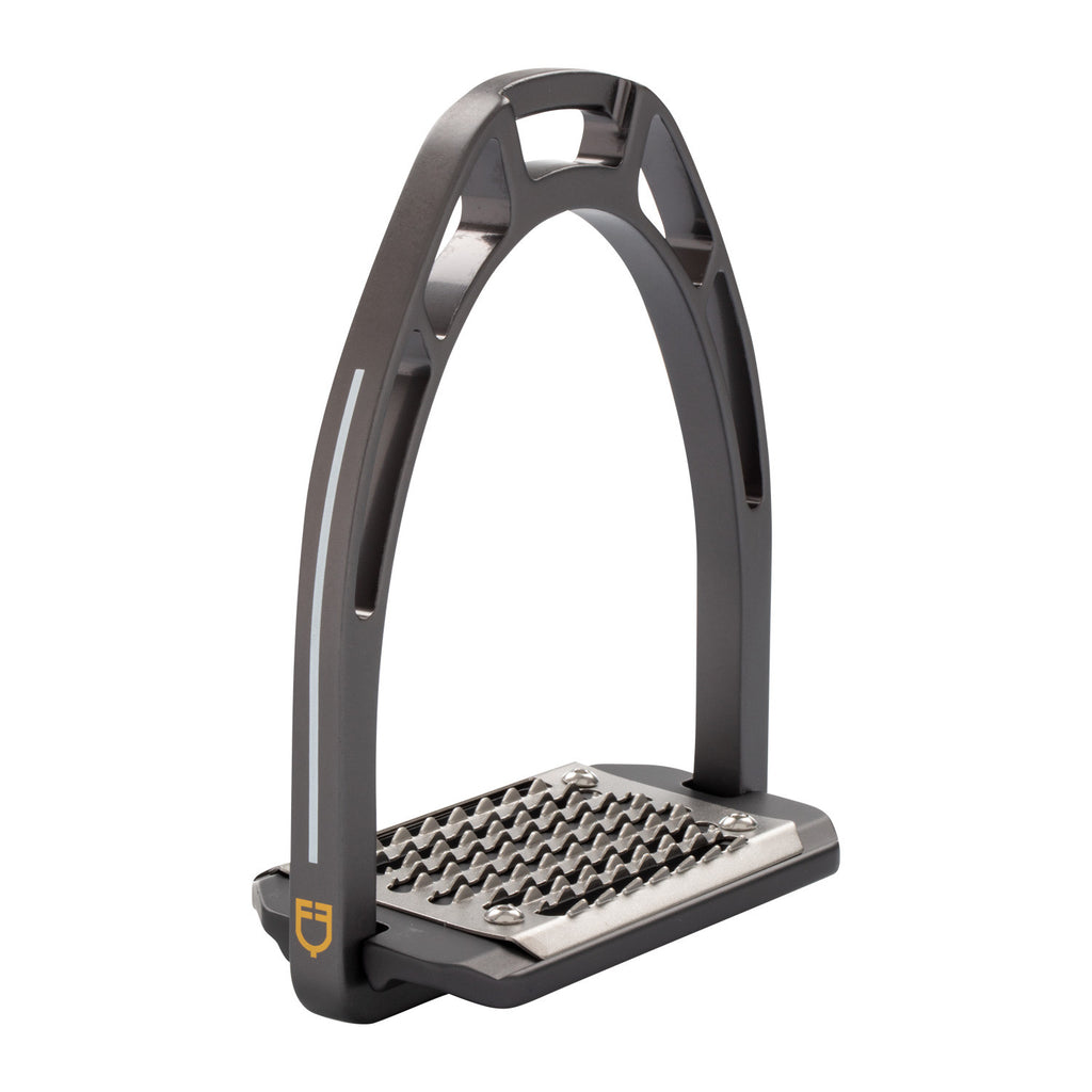 Aluminium stirrups inclined tread