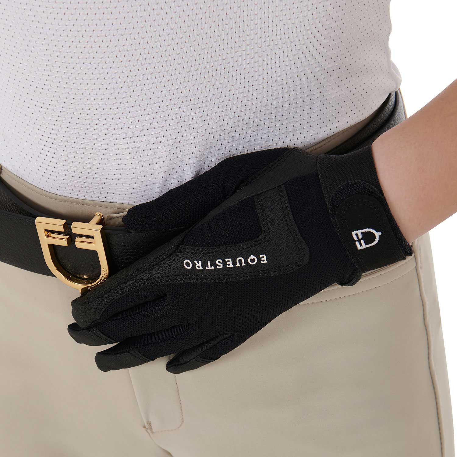 Kids' gloves in technical fabric