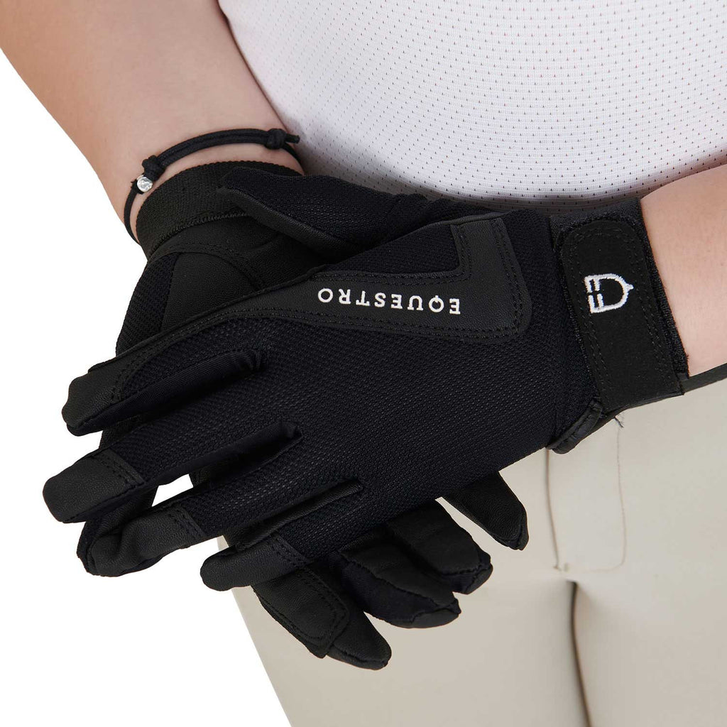 Kids' gloves in technical fabric