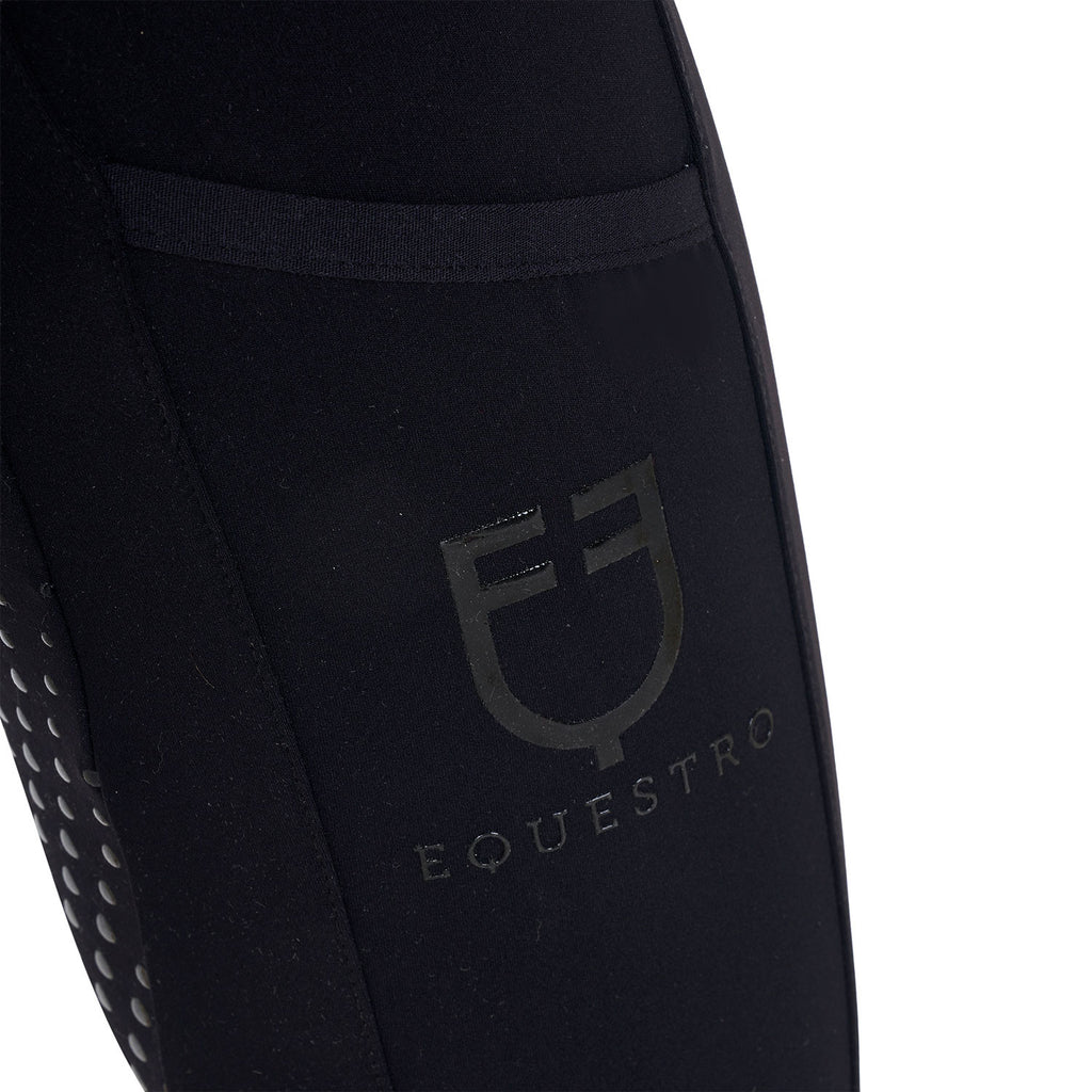 Girls' leggings with perforated decorations