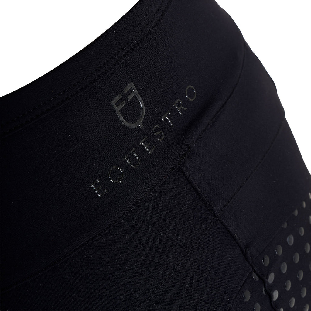 Girls' leggings with perforated decorations