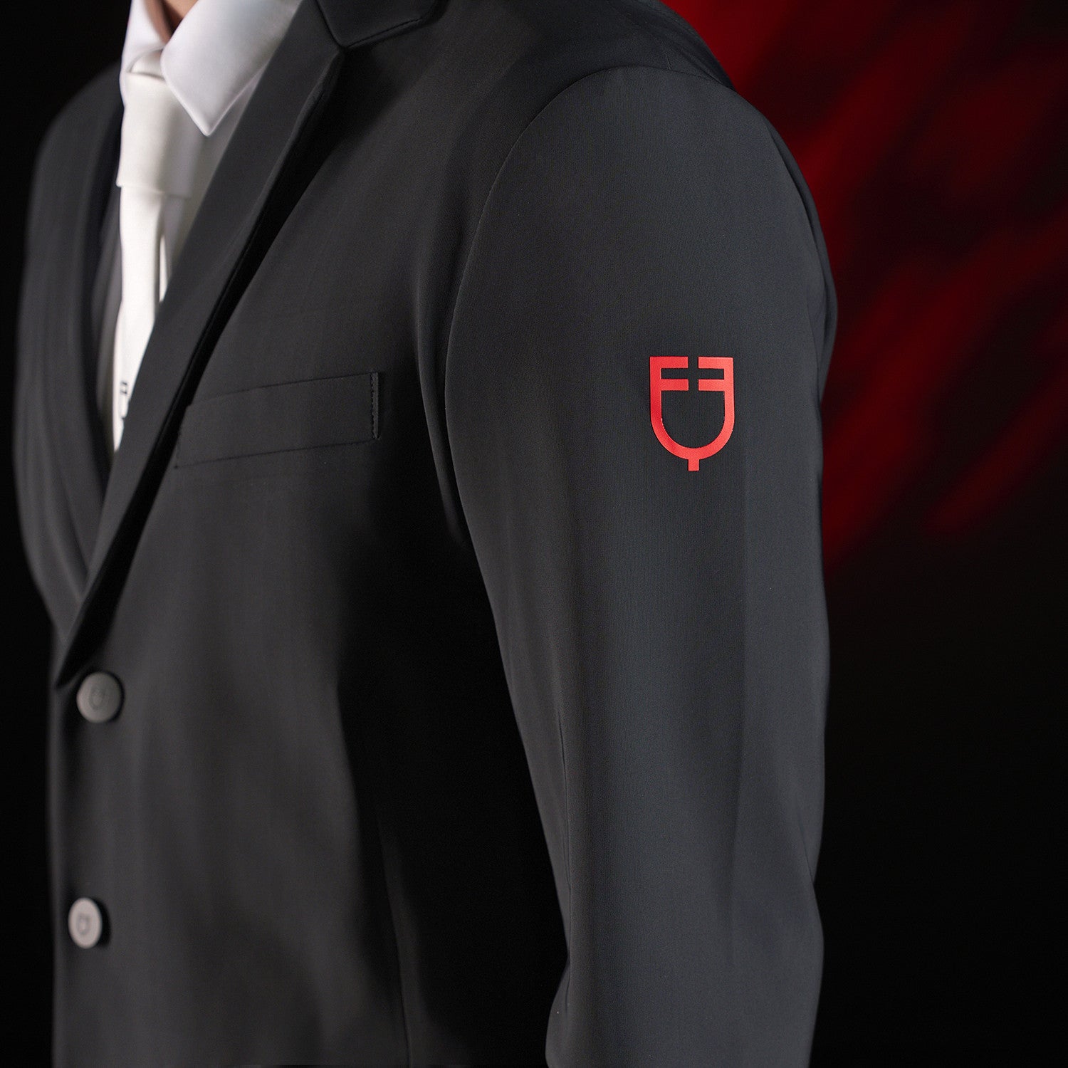 Equestro Ridertechnology men's competition jacket heat-sealed seams