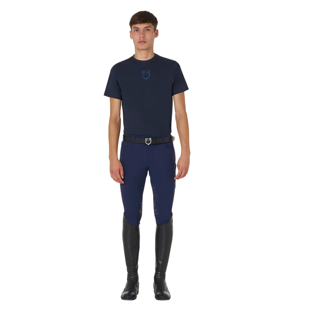 Men's basic T-shirt with tone-on-tone logo