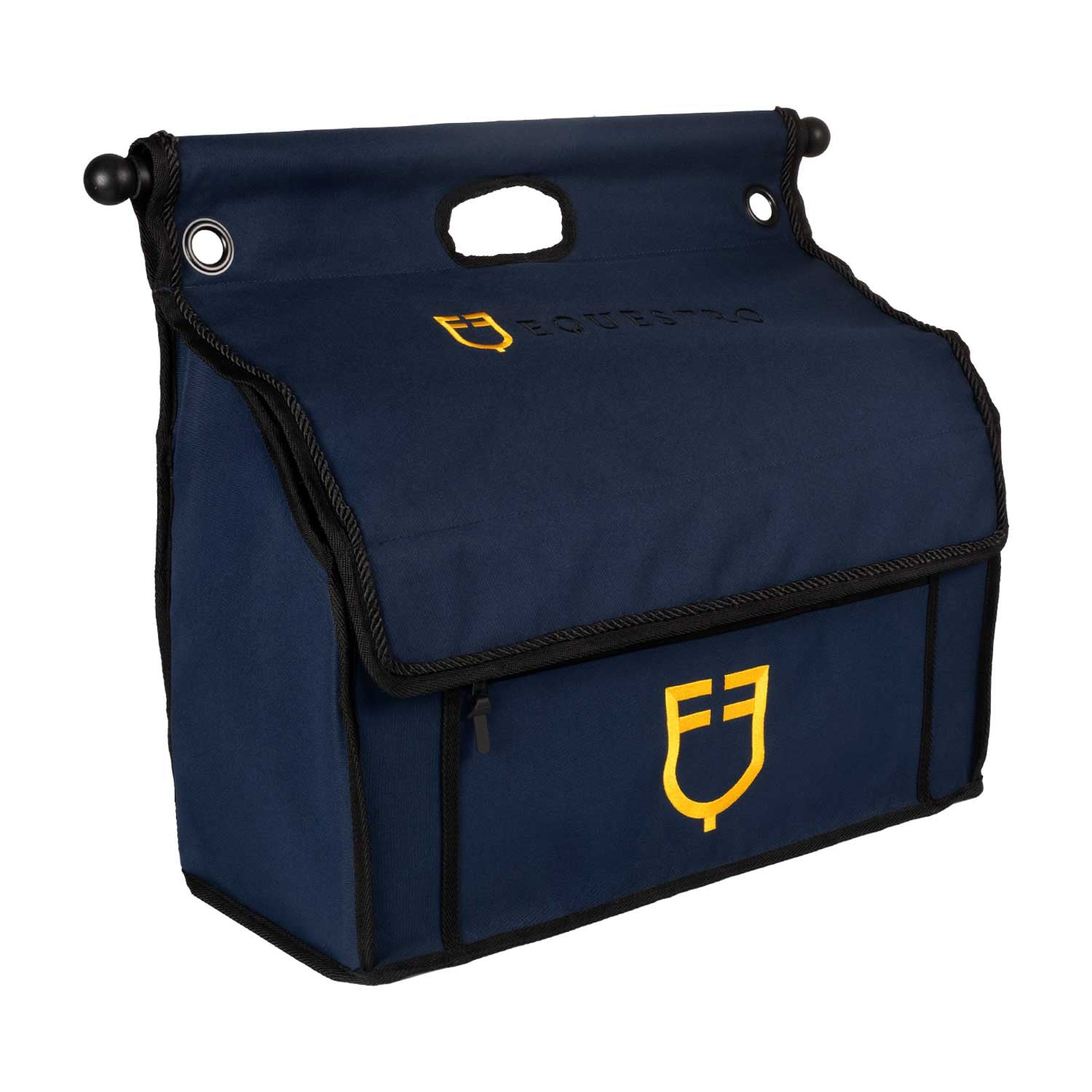 Grooming bag with bar