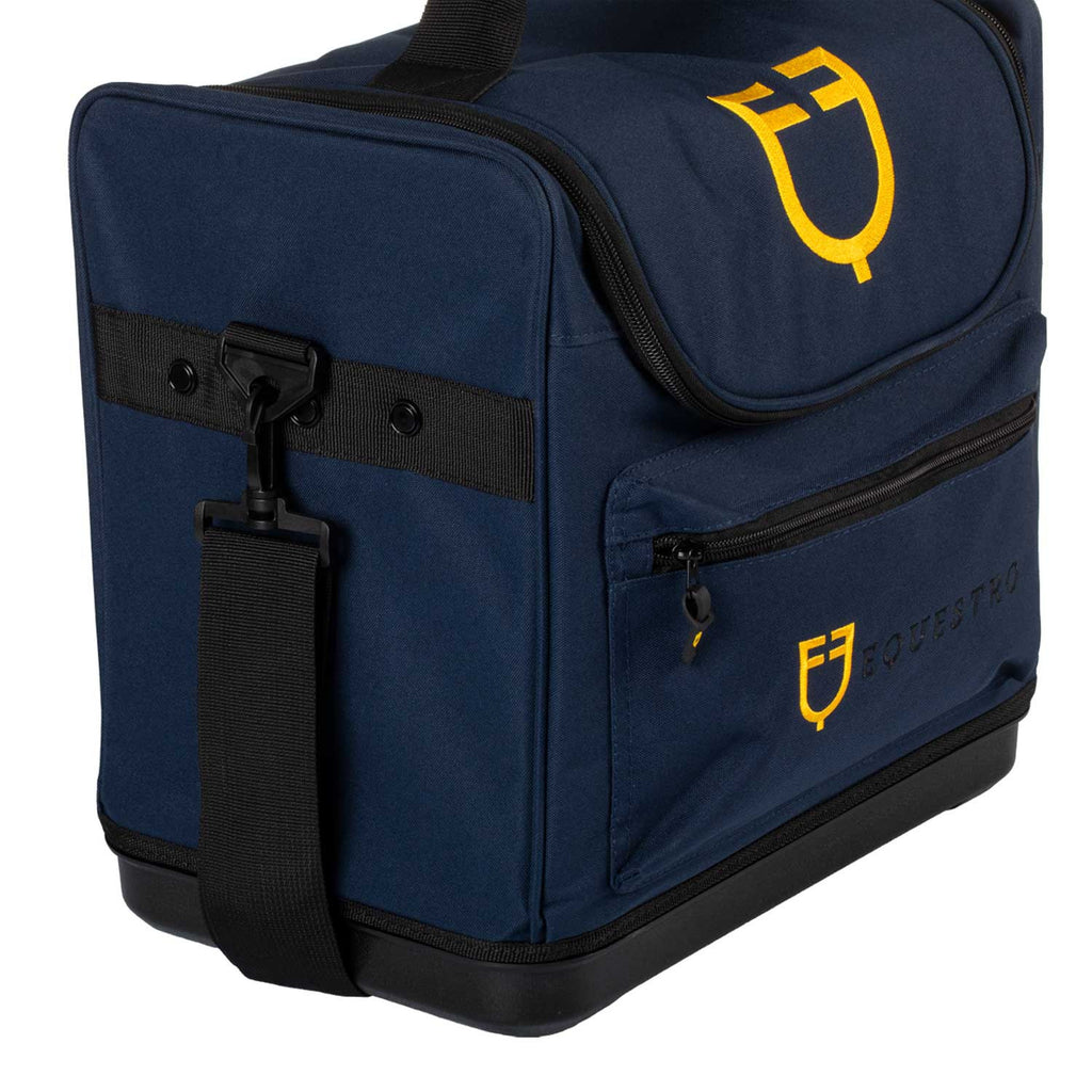 Grooming bag zip pocket