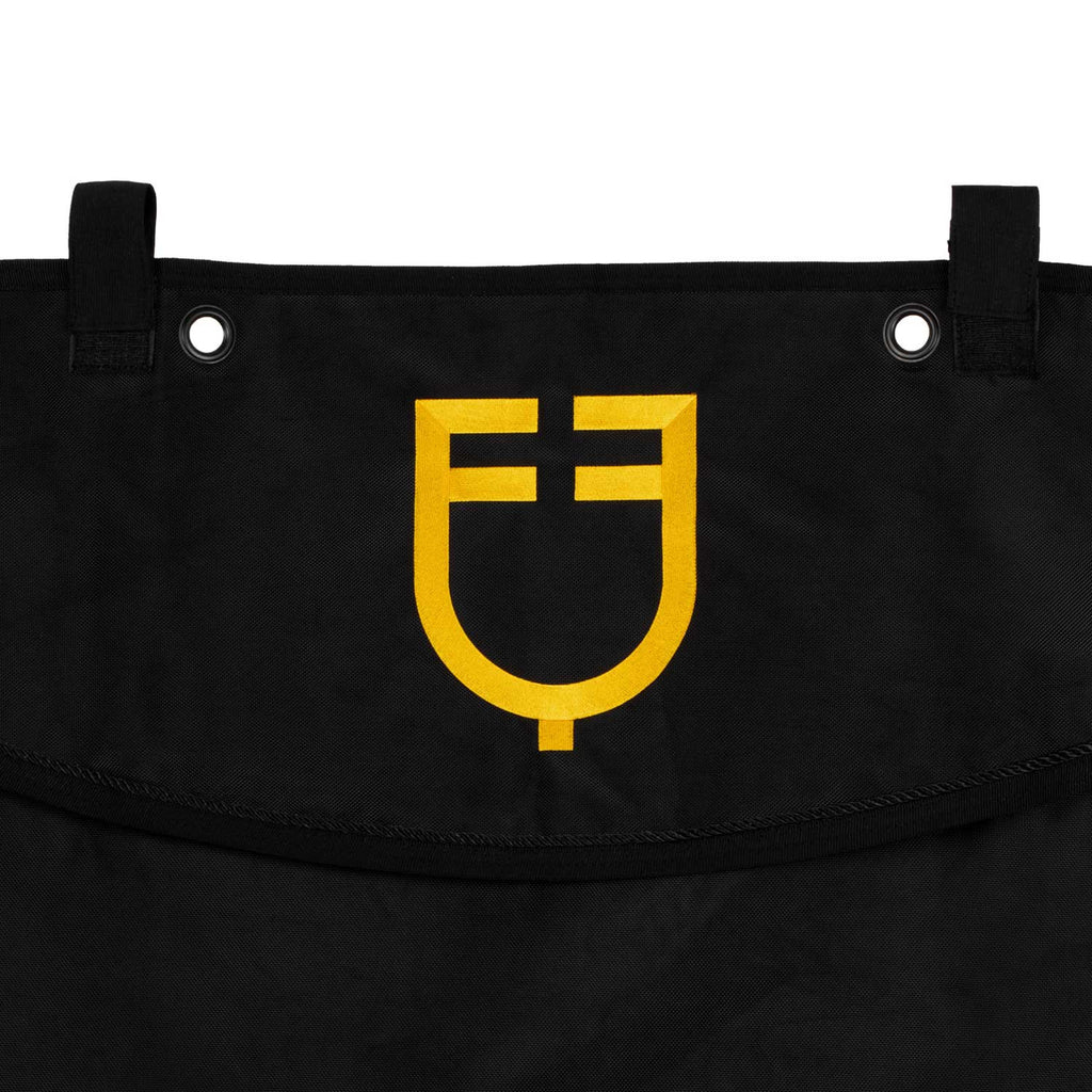 Long stable curtain with embroidered logo