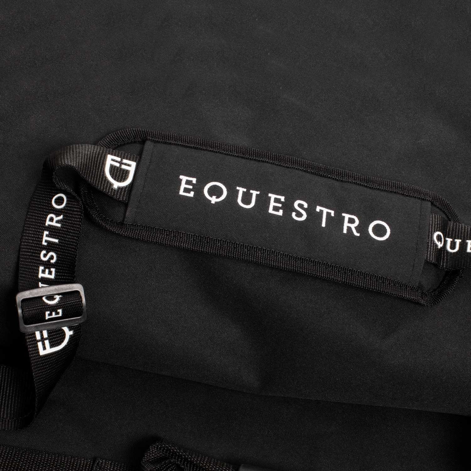 Saddle pad bag with logo