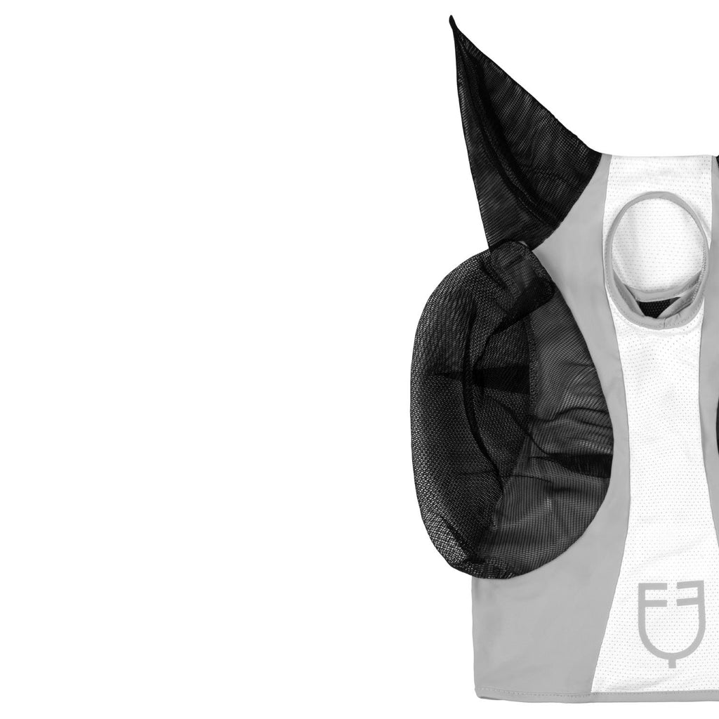 Two tone mesh anti-fly mask