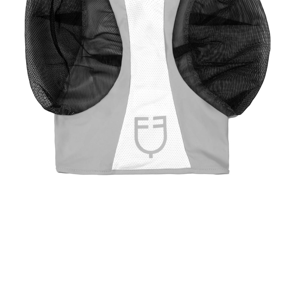 Two tone mesh anti-fly mask