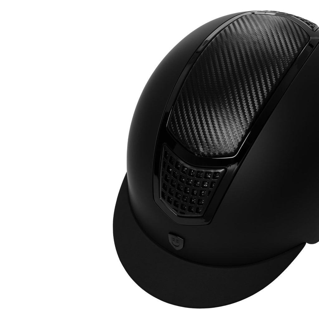Unisex helmet carbon insert and shiny frame homologation EN 1384-2023