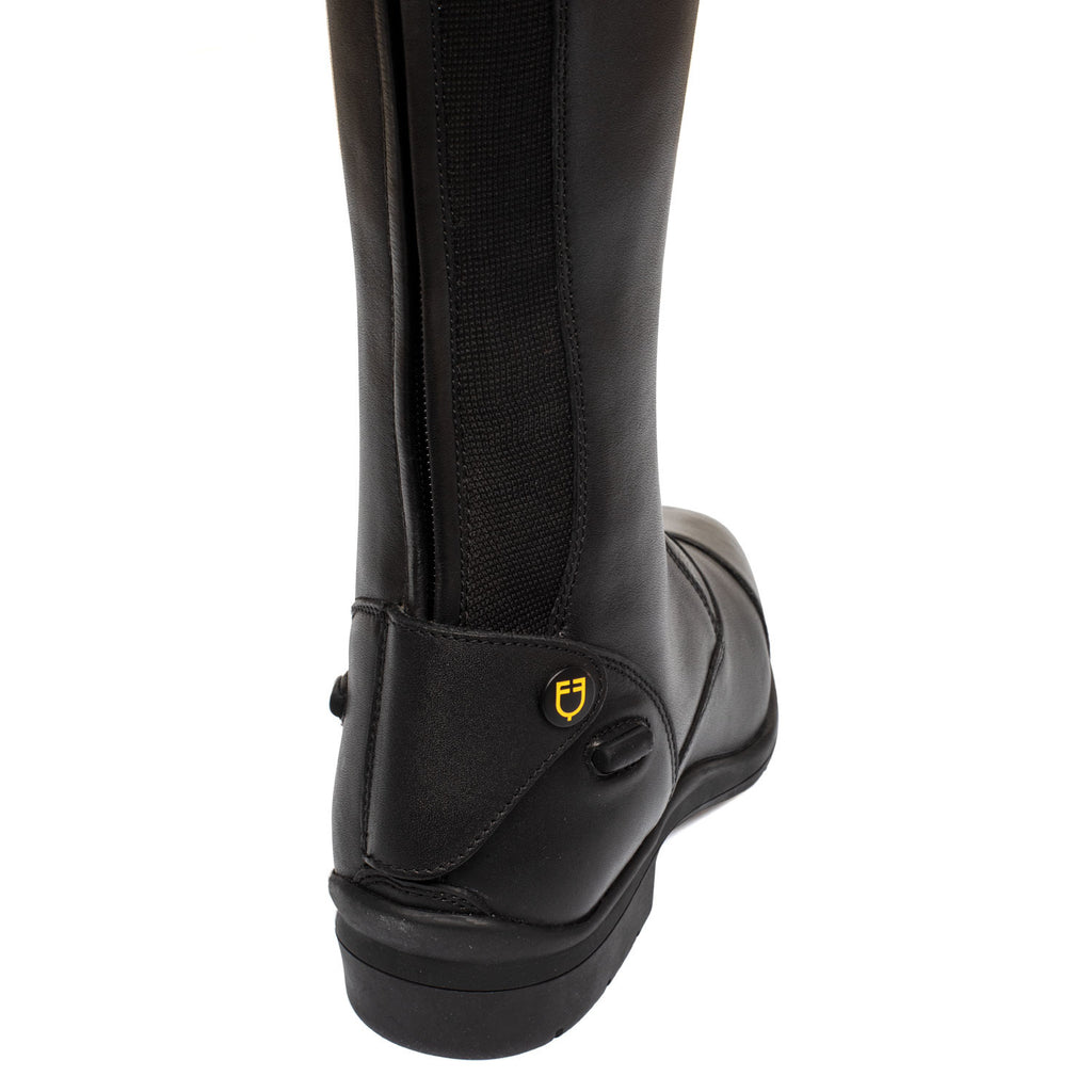 Unisex boots with laces and multilogo insert