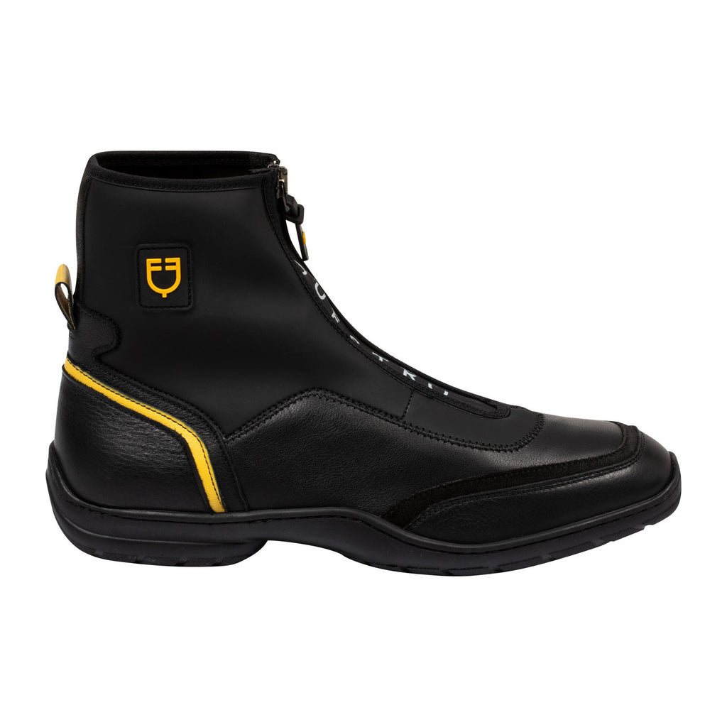 Pluton model ankle boot