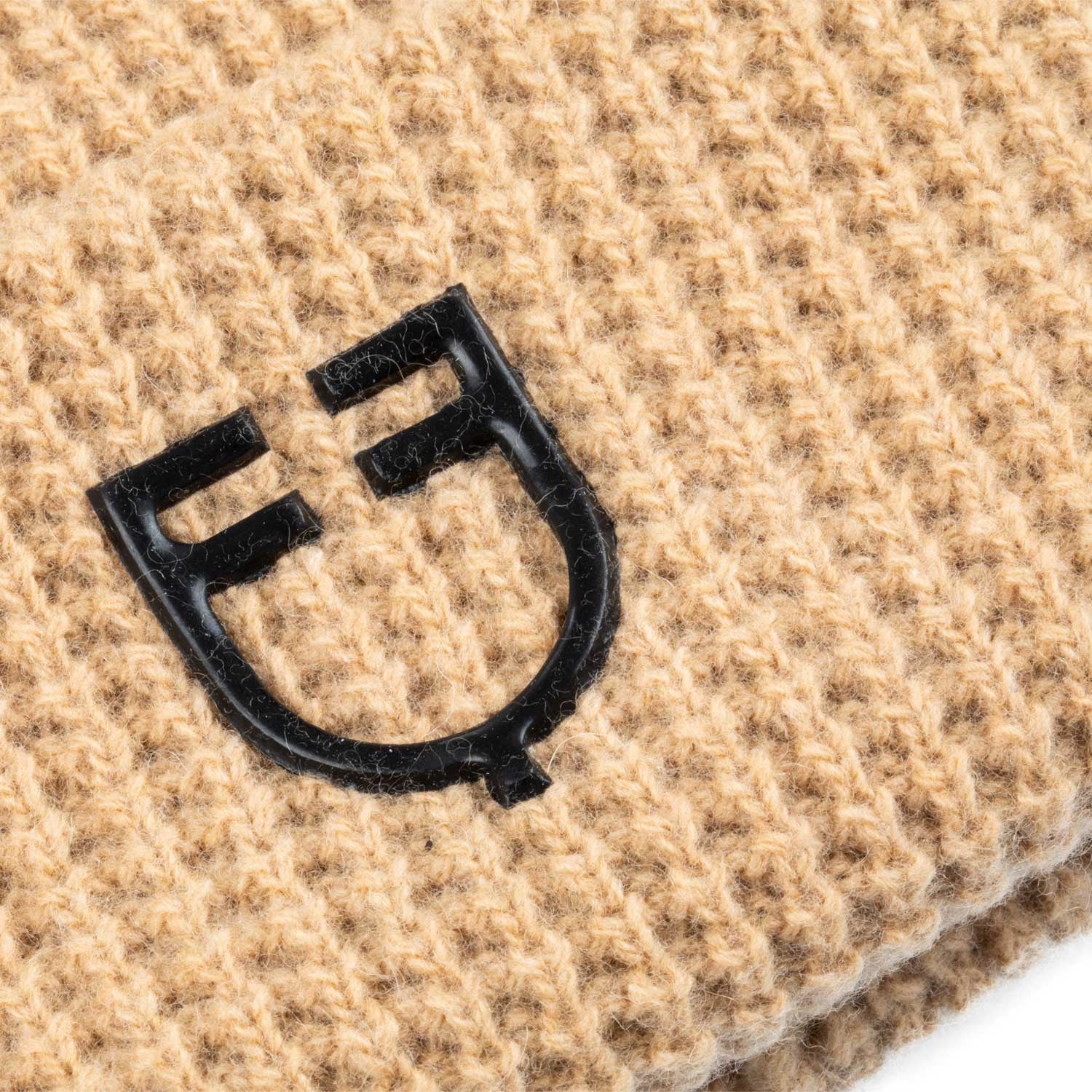 Unisex ribbed wool beanie with logo