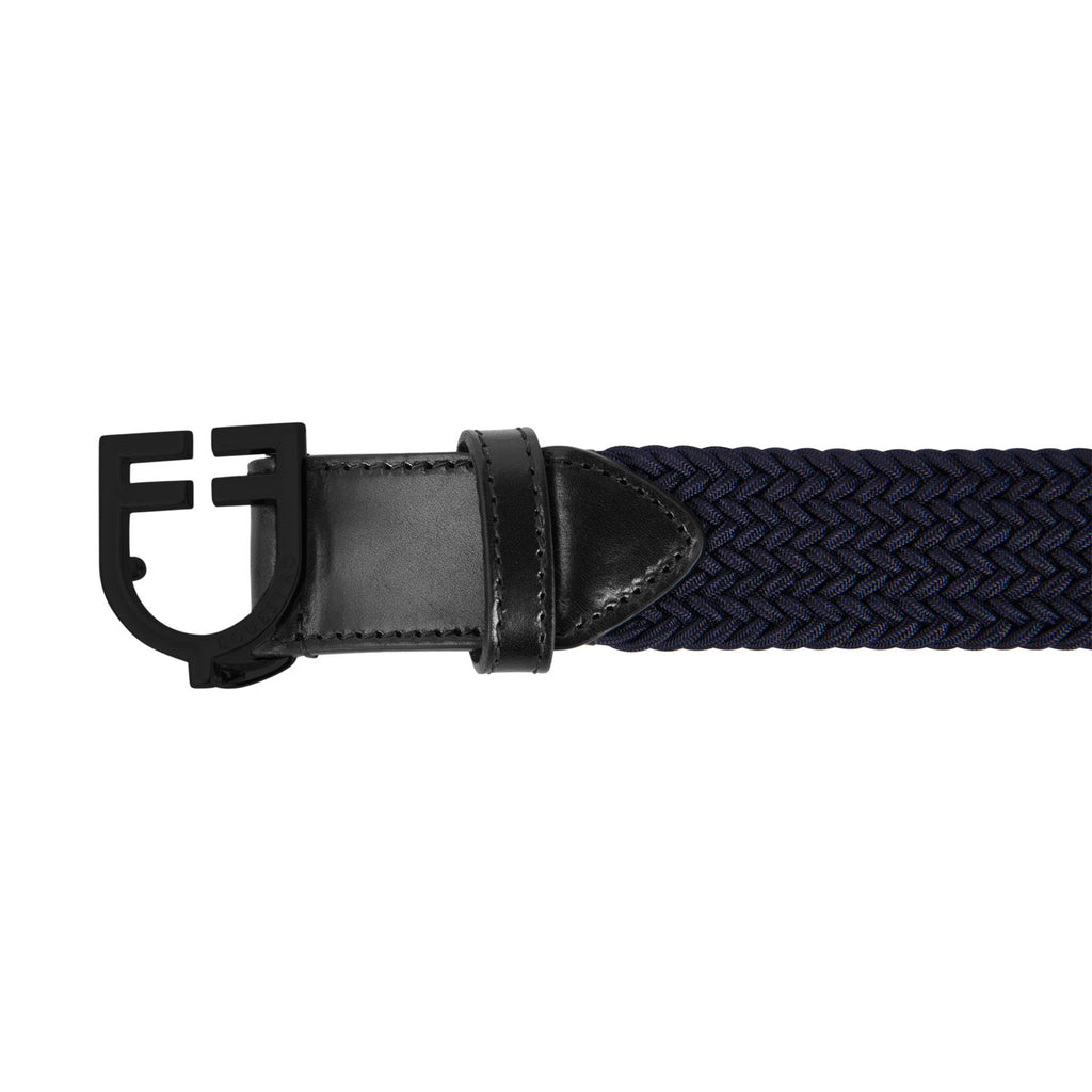 Elastic belt with black logoed buckle