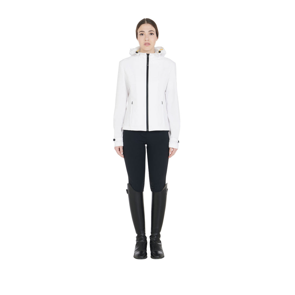 Women's slim fit softshell jacket with windproof zip