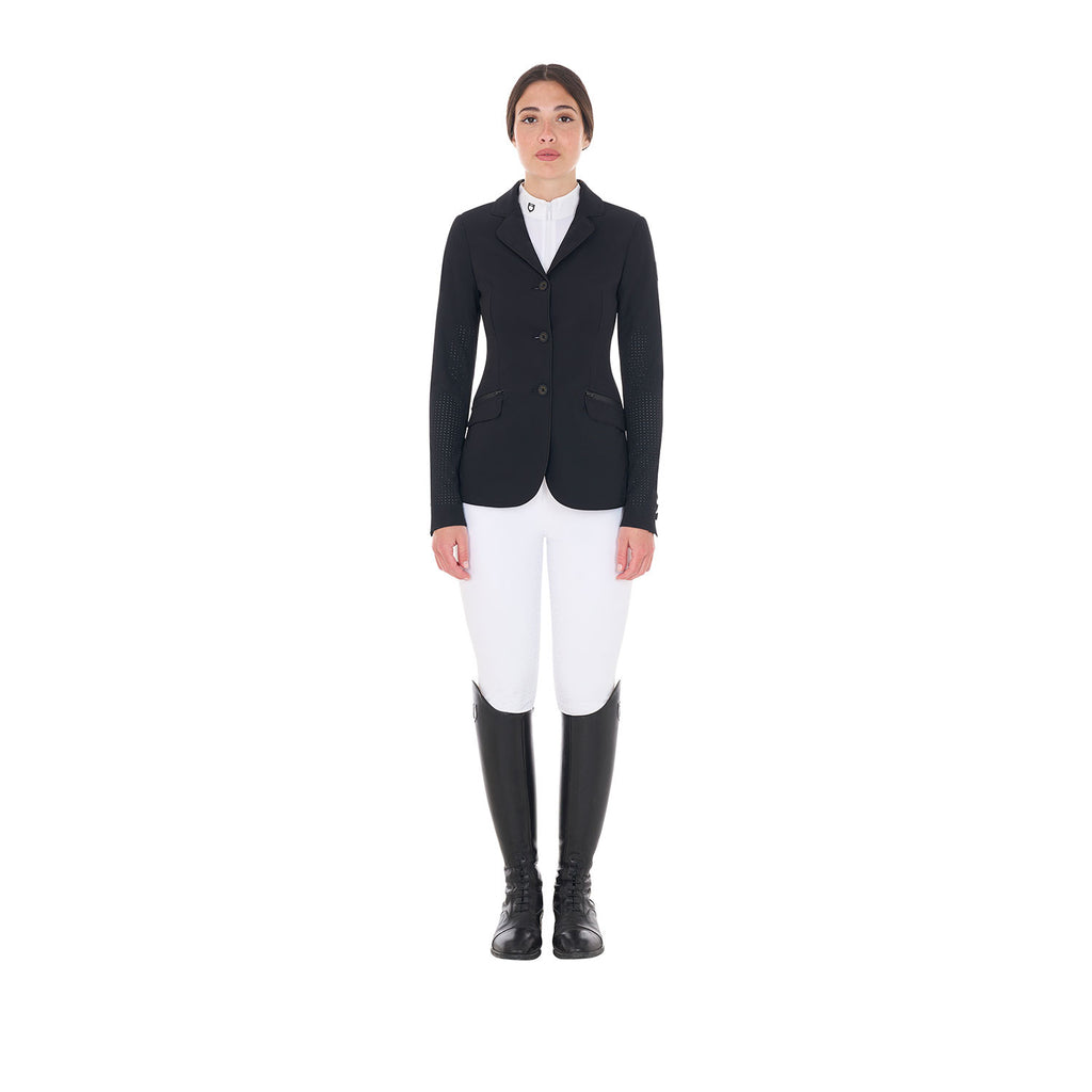Women's competition jacket three buttons perforated fabric