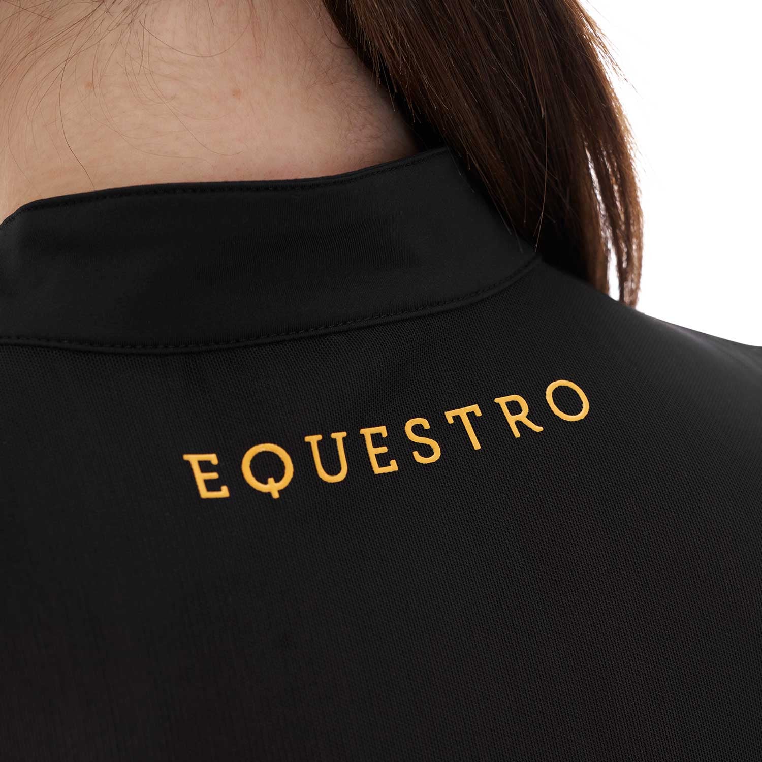 Women's training polo shirt with mesh inserts