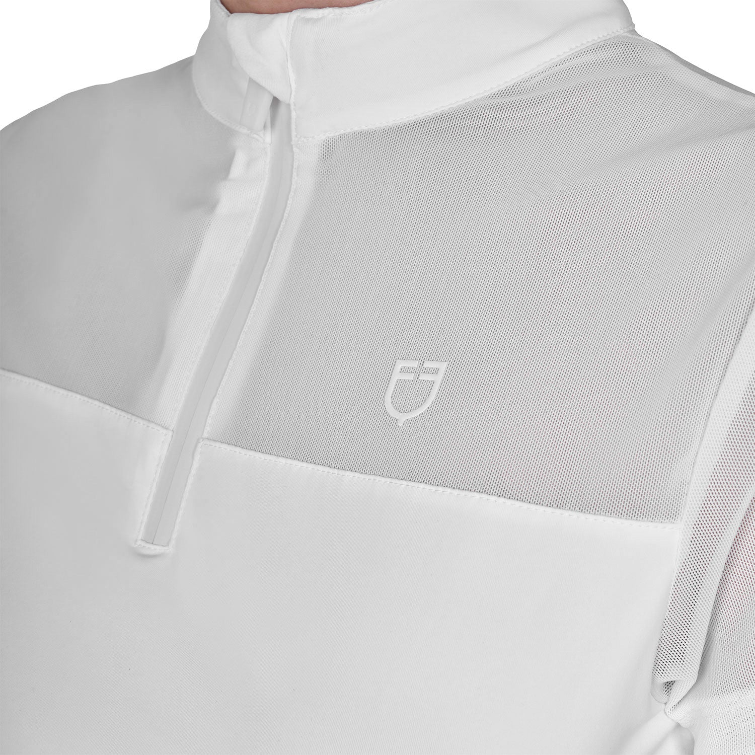 Women's training polo shirt with mesh inserts