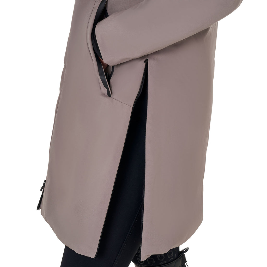 Women’s down jacket water-repellent and wind-proof