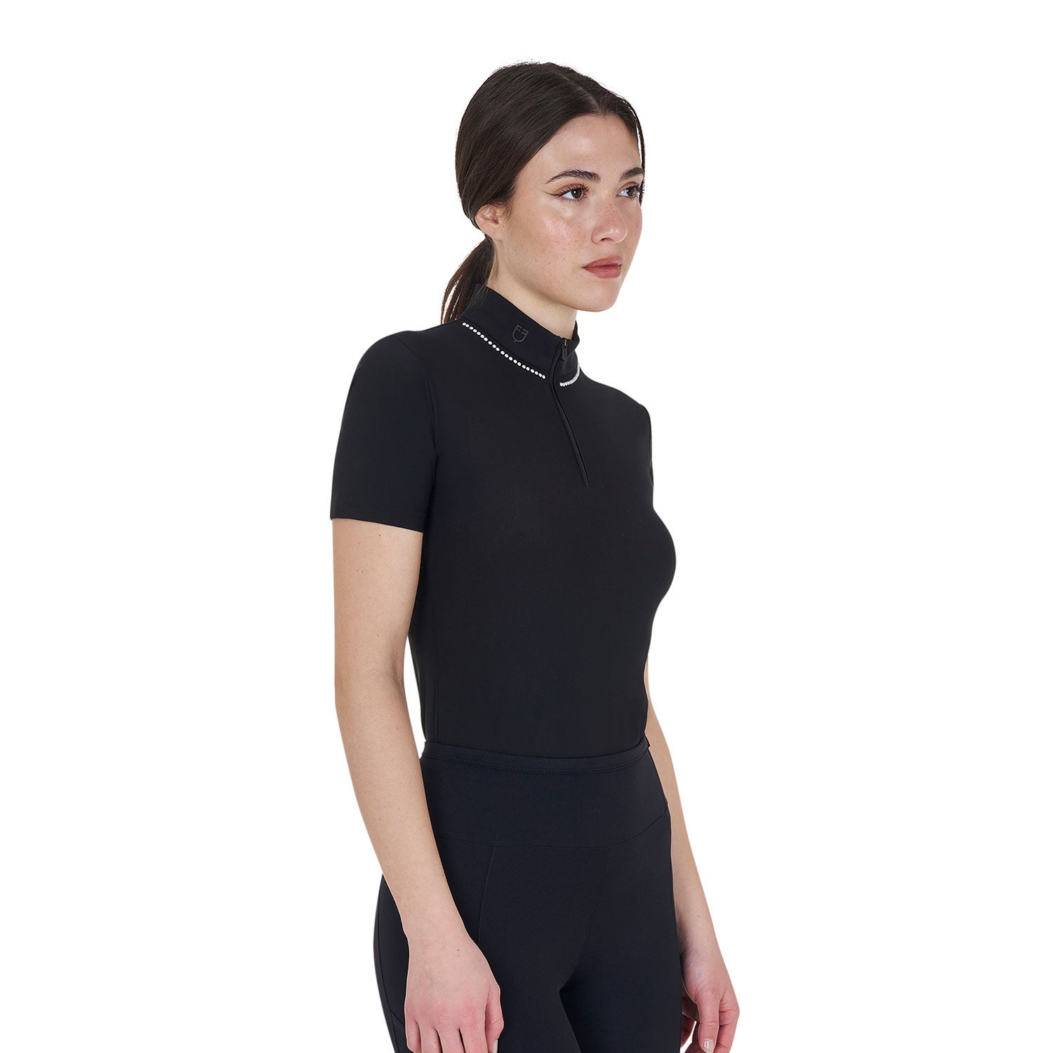 Women's slim fit training polo shirt with zip and collar beads