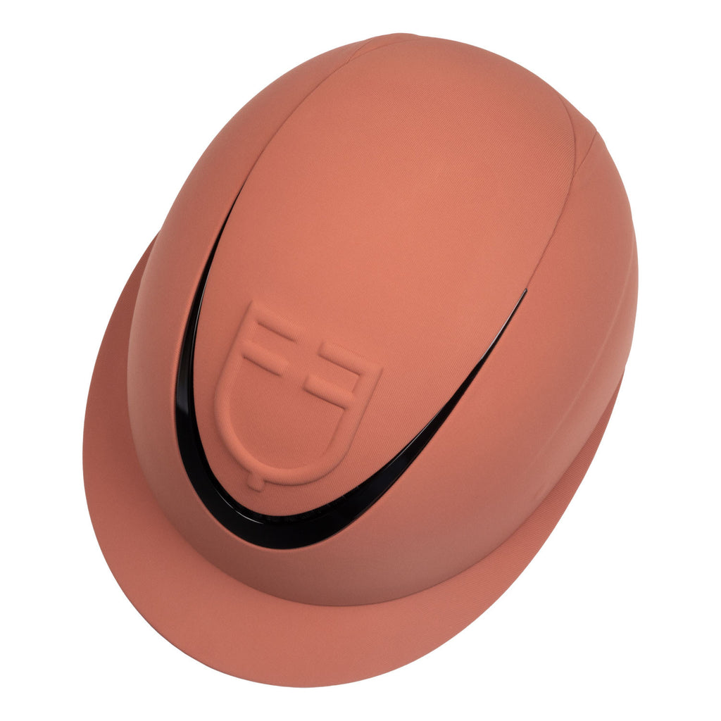 Women's helmet with wide visor and embossed logo homologation EN 1384-2023
