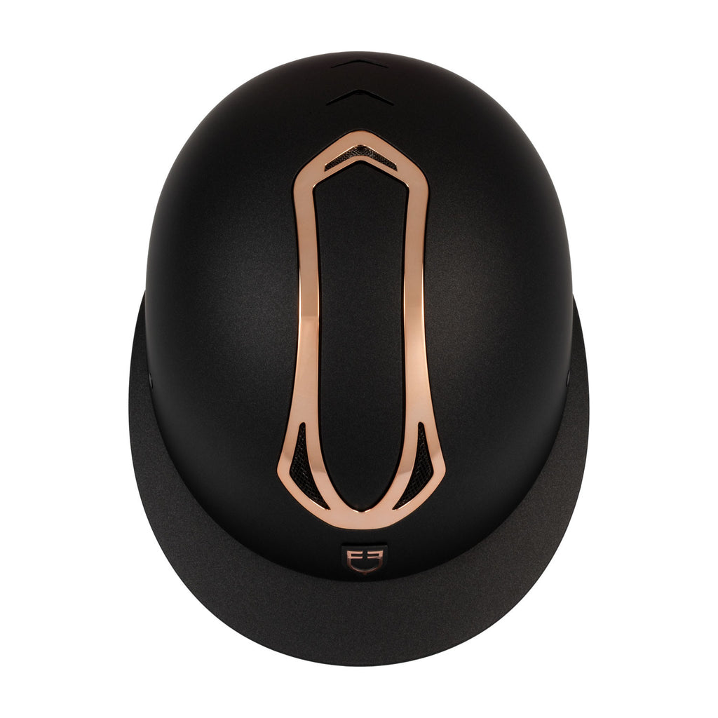 Women's wide visor helmet homologation EN 1384-2023