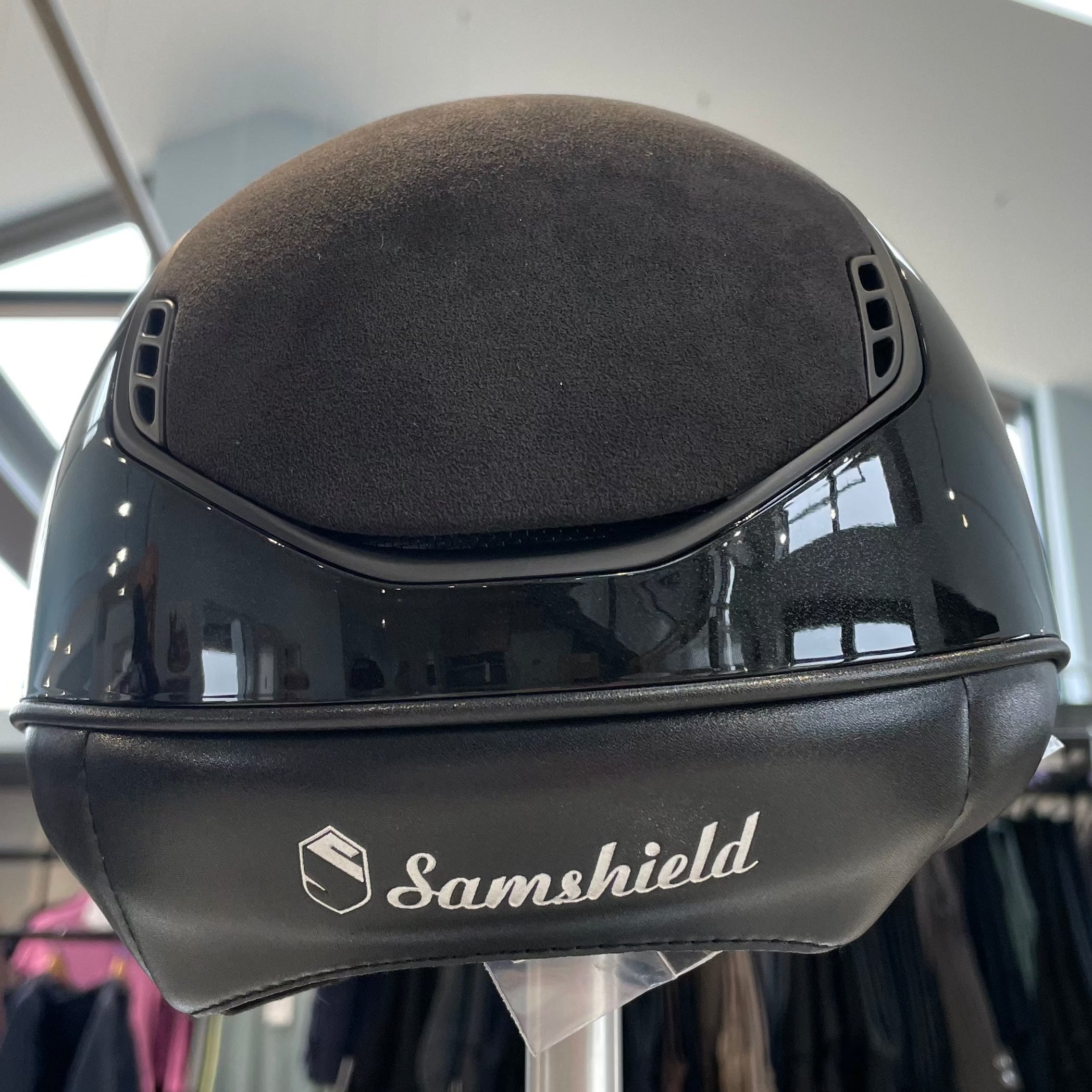 Samshield Shadowmatt 2.0 Black glossy with alcantara top, black matt trim and 5 front crystals M - in stock and ready to ship!