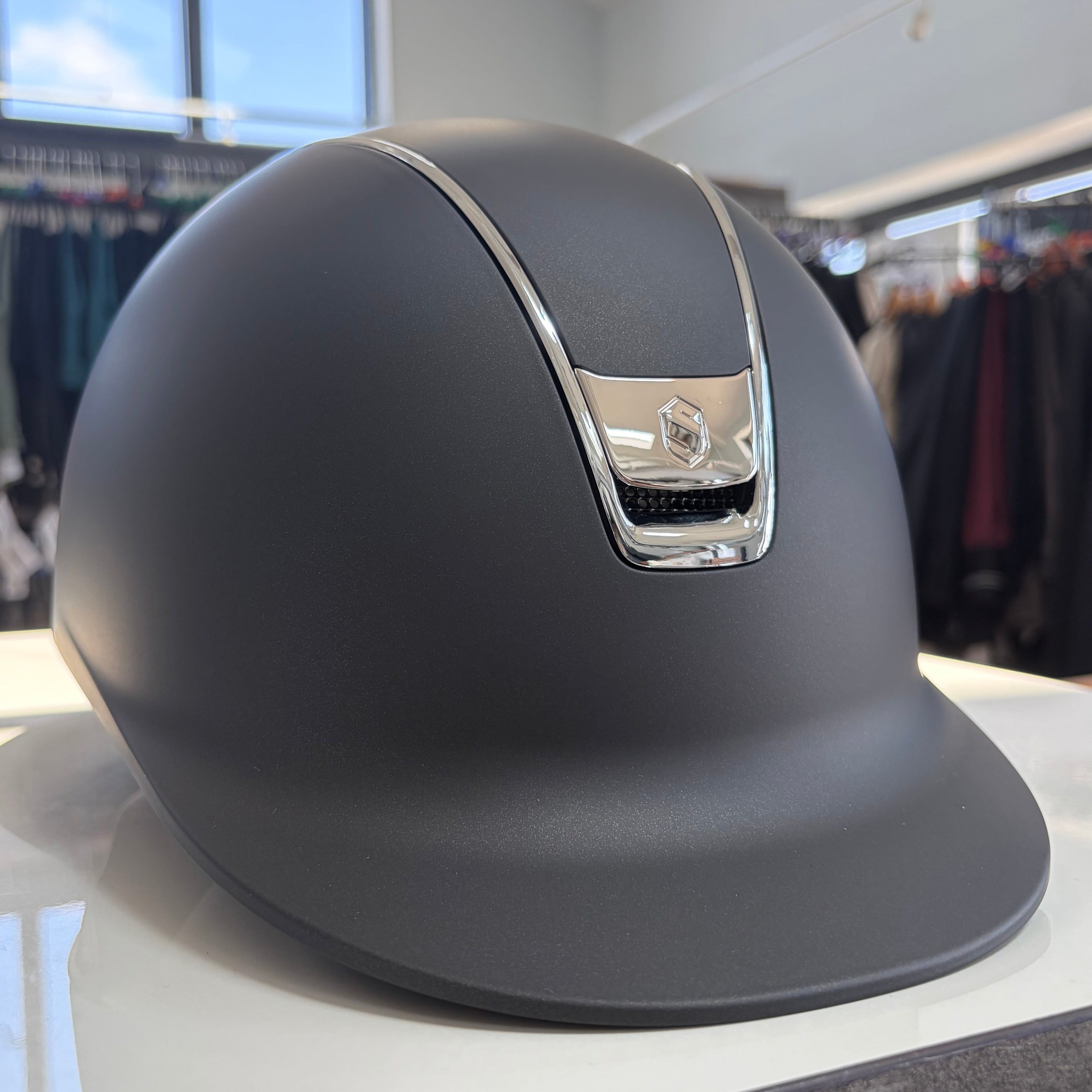 Samshield Shadowmatt 2.0 Black with chrome trim- L