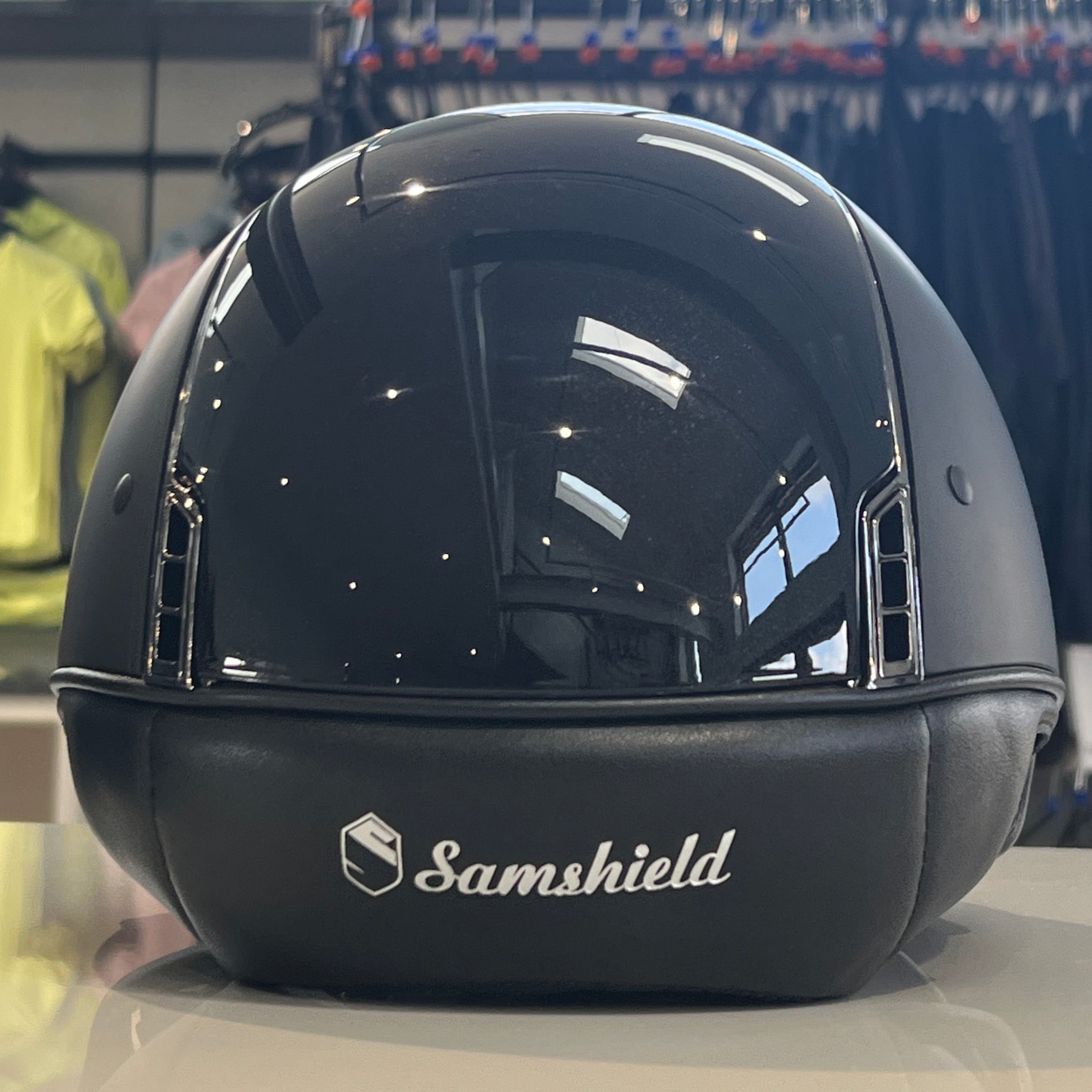 Samshield Shadowmatt 1.0 Black shiny M- in stock and ready to ship!