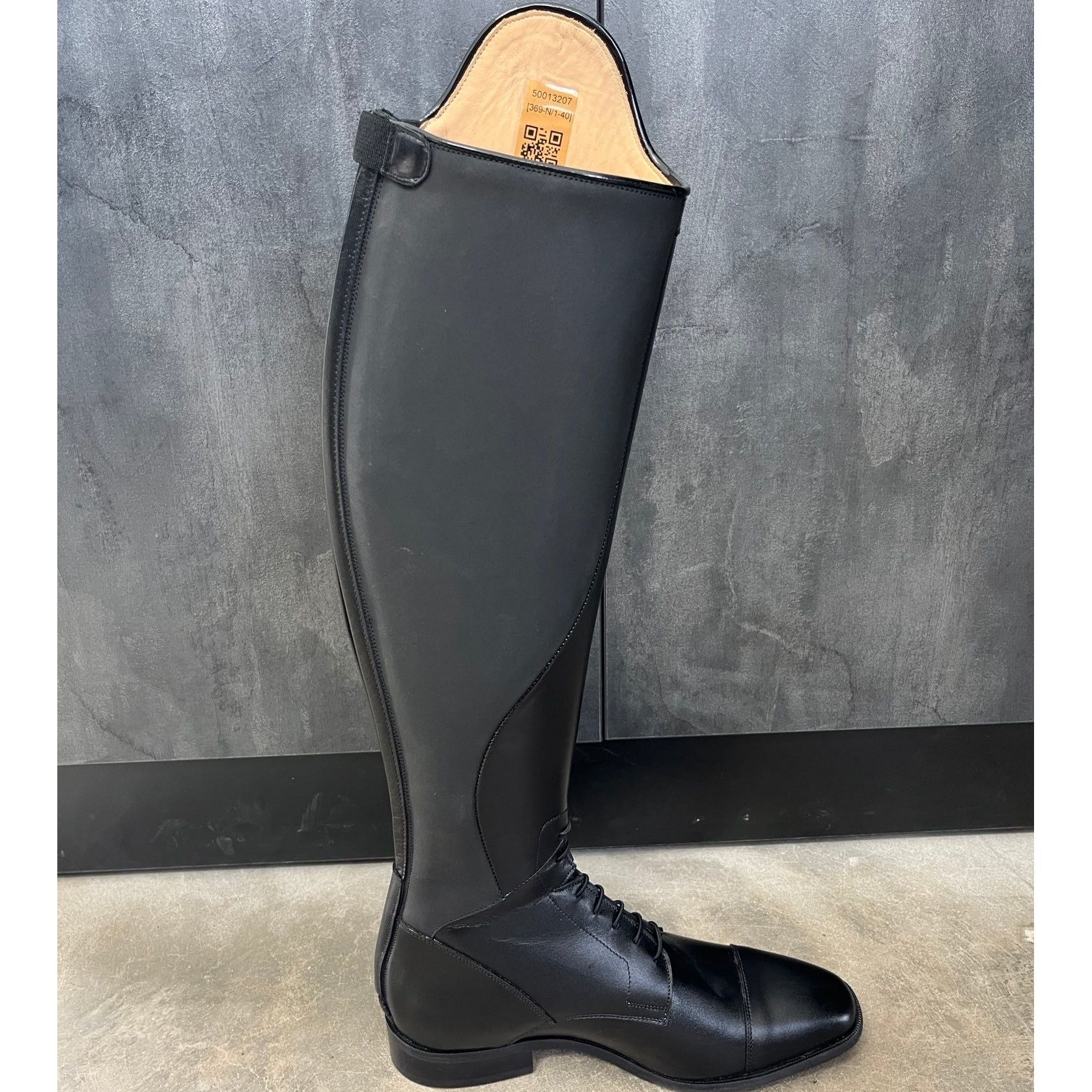 Petrie Napoli Black Boot with Patent rand- Ready to Wear!