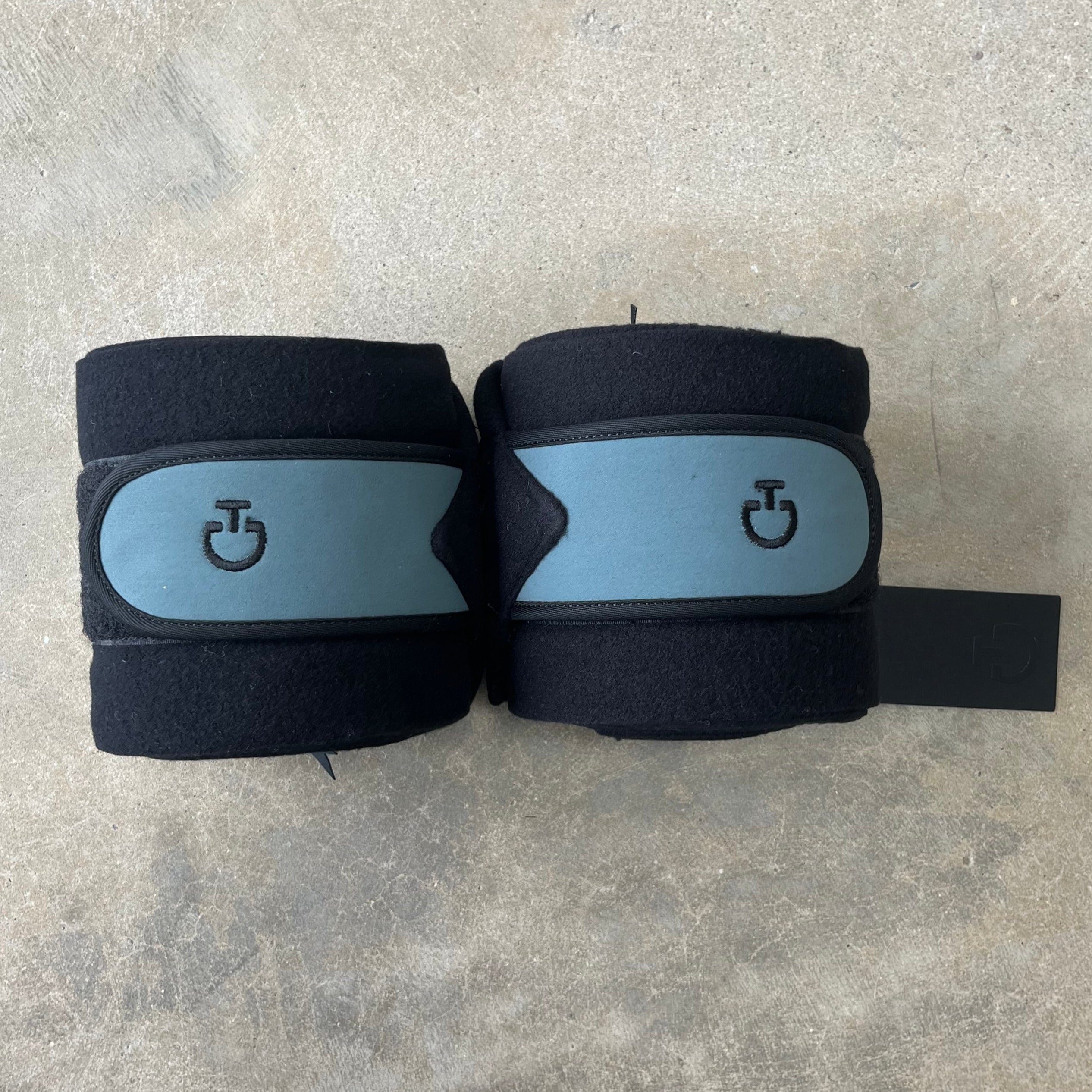 Cavalleria Toscana Jersey and Fleece Bandages x2- FAS010