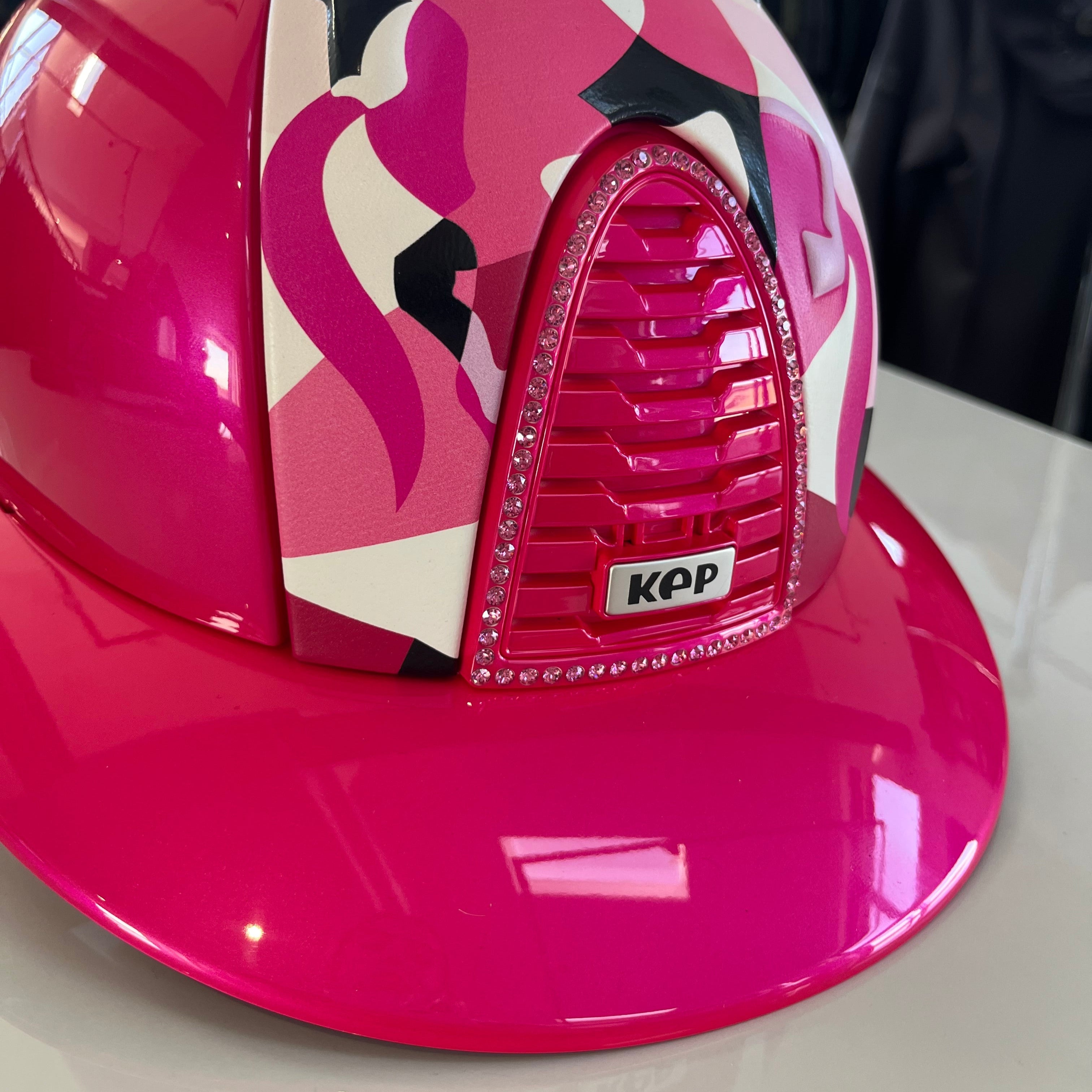 Kep Cromo2 Vikings Collection Pink Metal Polo Peak M- in stock and ready to ship!