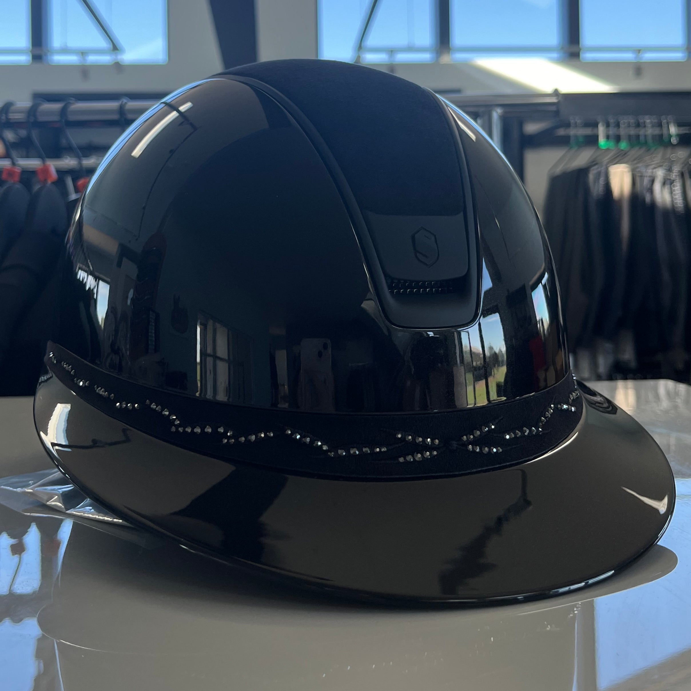 Samshield Miss Shield 2.0 Black Glossy flower