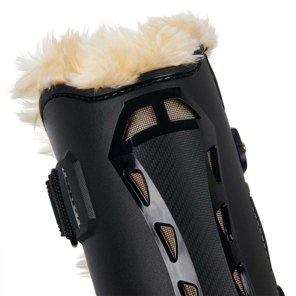 Tendon boots in polyurethane with synthetic lambskin